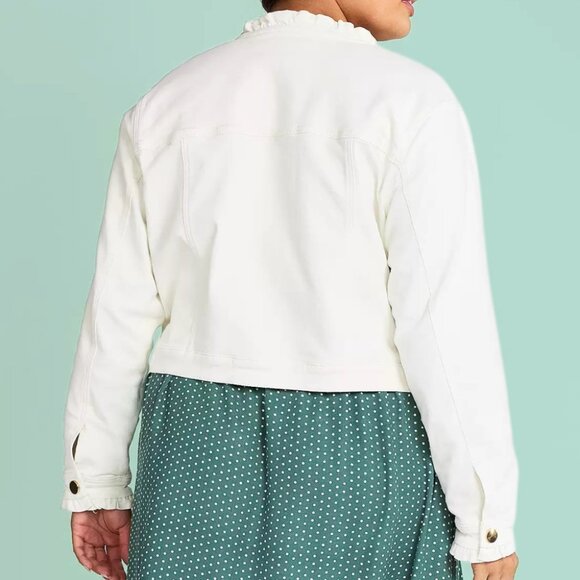 DRAPER JAMES RSVP™ White Denim Jacket with Ruffle Trim and Gold Buttons Size 2X - Picture 2 of 6